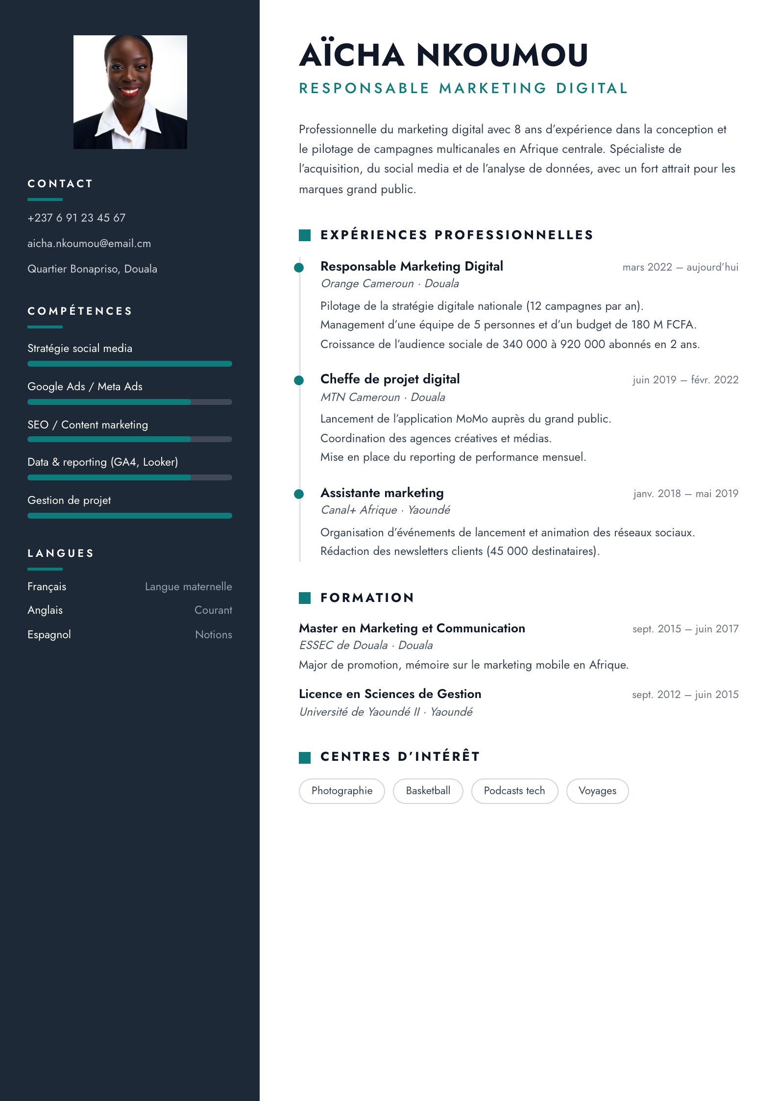Exemple de CV Douala, modèle moderne à remplir en ligne au Cameroun
